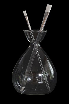 LIDZIE ALVISA -&nbsp;Untitled, Serie Fragil, 2015